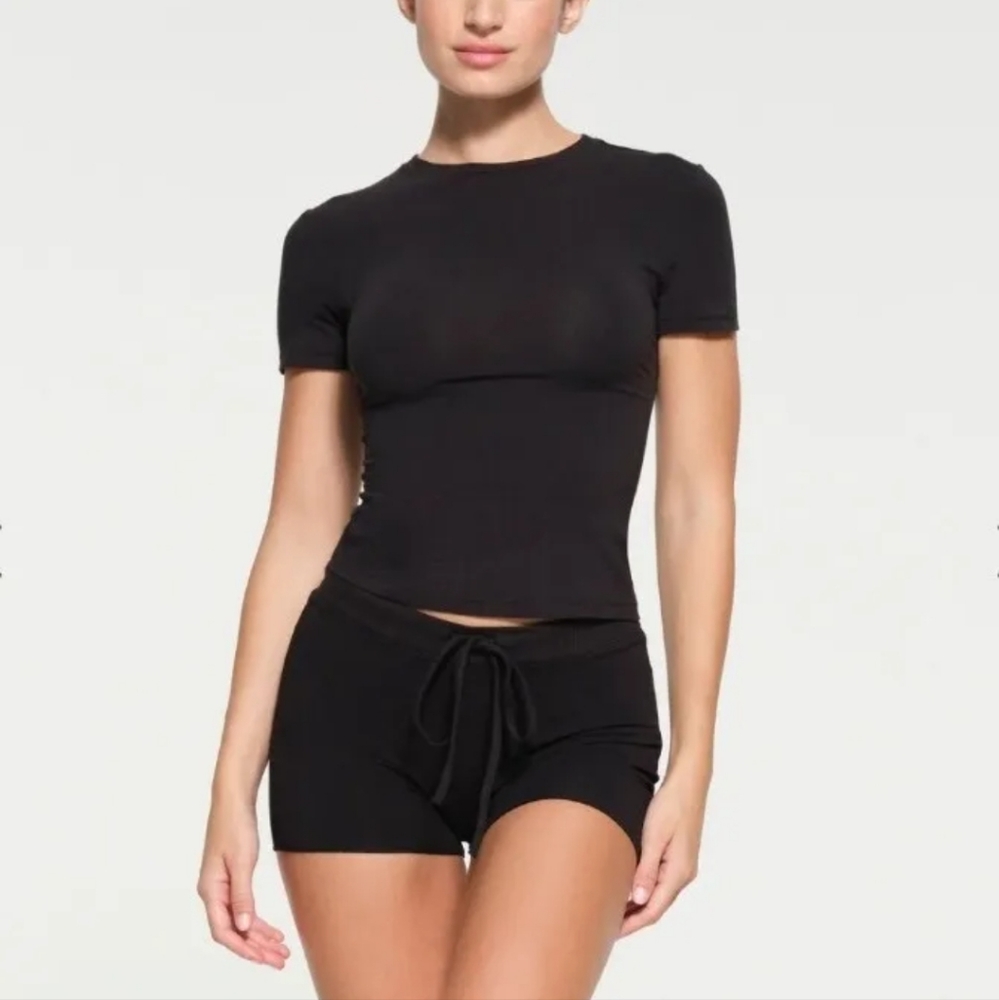 (B44) SKIMS Cotton Jersey Shorts xs